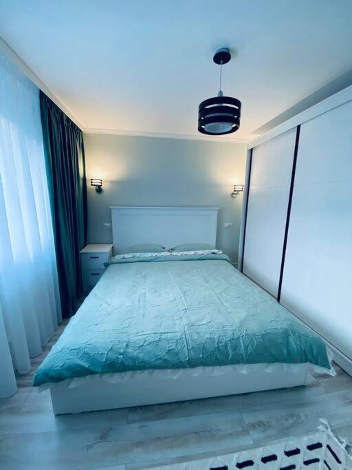 Apartament In Гура Хуморулуй Екстериор снимка